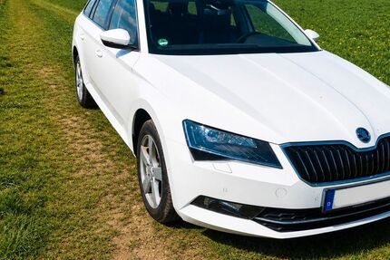 Skoda Superb 152.000 km 17.400 &euro; Riemerling 85521