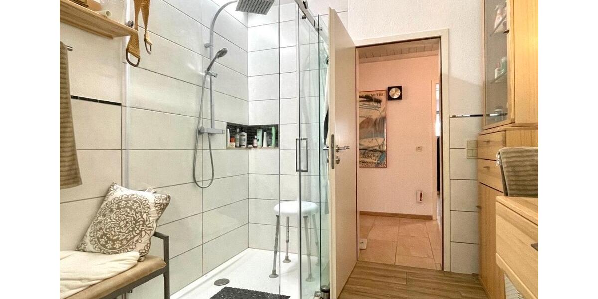 *PROVISIONSFREI*Repräsentatives Anwesen- EFH+Nebengebäude+ Pool 10 zimmer