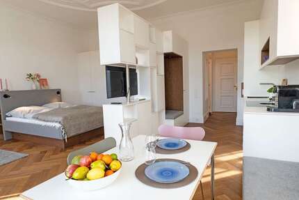 Wohnung München Schwabing-Freimann - 1 Zimmer, 46 m&sup2;, 2.250&euro; | Angebot:26766857