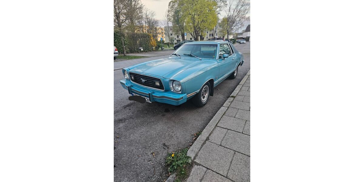 Ford Mustang 118.000 km 9.800 &euro; Fürstenfeldbruck 82256