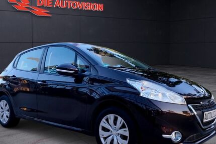 Peugeot 208 54.000 km 6.480 &euro; Grassbrunn 85630