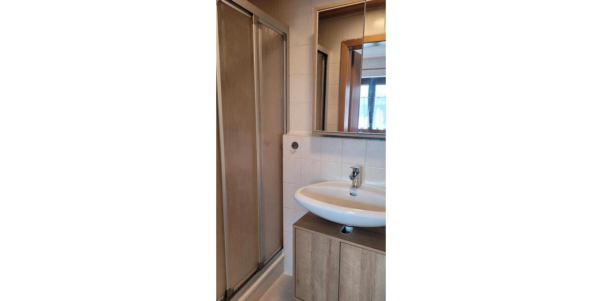 Etagenwohnung Holzkirchen - 1 Zimmer, 20 m&sup2;, 374&euro; | Angebot:26365014
