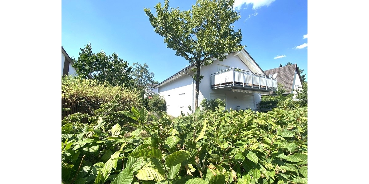 Freistehendes Ein- Zweifamilienhaus auf sonnigem Gartengrundstück mit viel Potenzial in Ottobrunn - Zweifamilienhaus Ottobrunn | Angebot:27196833