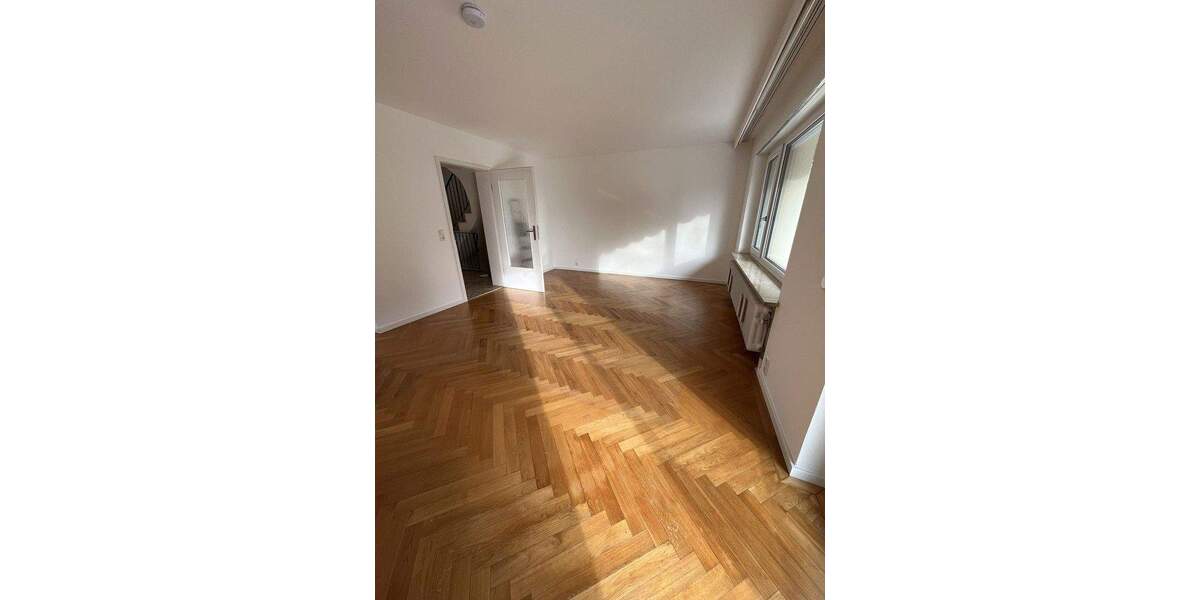 Doppelhaushälfte Fürstenfeldbruck - 6 Zimmer, 154 m&sup2;, 2.400&euro; | Angebot:25755951