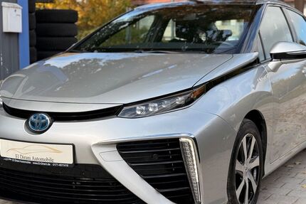 Toyota Mirai 94.000 km 6.990 &euro; München 81243