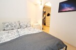 **Oben ist es am schönsten** charmantes APARTMENT im Dachgeschoss ** möbliert !! BEZUGSFREI !! - Dachgeschoßwohnung München Trudering-Riem | Angebot:24832250