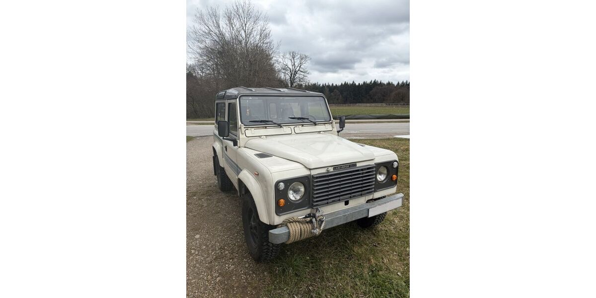 Land Rover Defender 218.000 km 31.000 &euro; Planegg 82152
