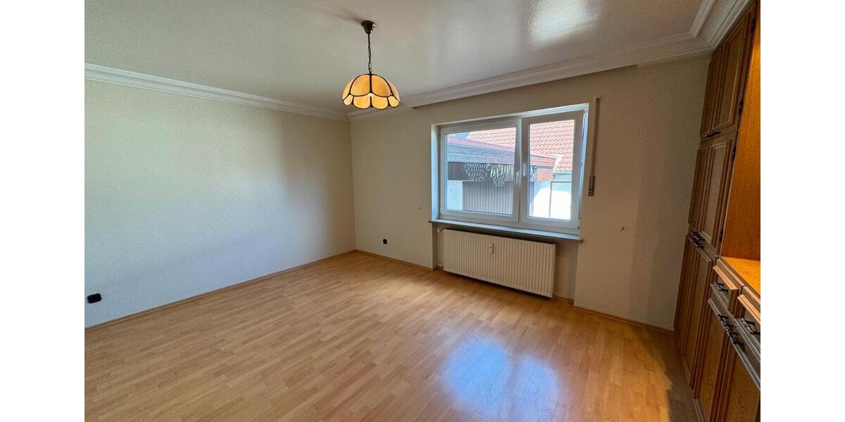 Erdgeschoßwohnung München Schwabing-Freimann - 3 Zimmer, 20 m&sup2;, 700&euro; | Angebot:26323454