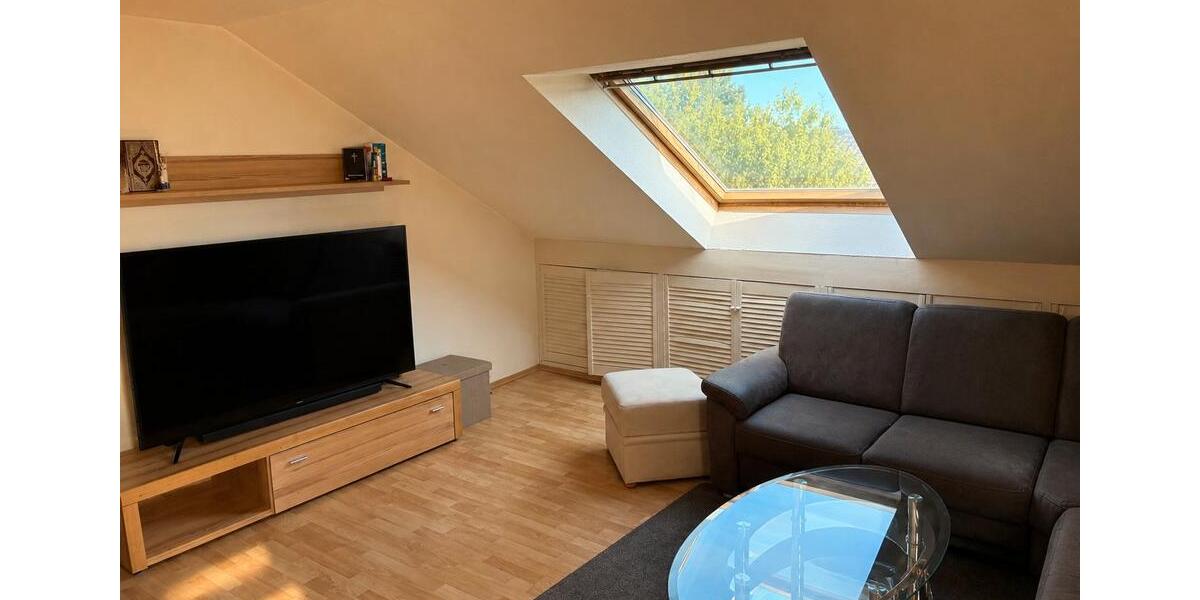 Dachgeschoßwohnung München Allach-Untermenzing - 4 Zimmer, 81 m&sup2;, 1.500&euro; | Angebot:26447552