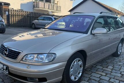 Opel Omega 82.000 km 3.990 &euro; Oberhaching 82041