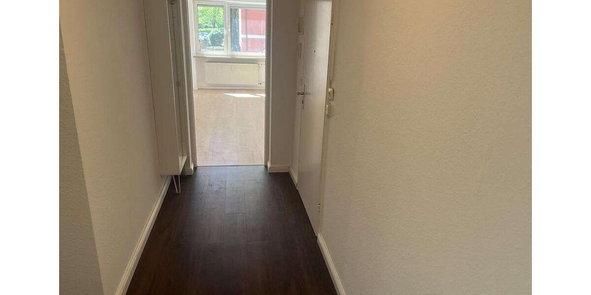 Erdgeschoßwohnung München Schwabing-Freimann - 3 Zimmer, 68 m&sup2;, 1.900&euro; | Angebot:26544482