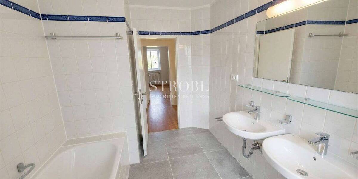Etagenwohnung Grünwald - 3 Zimmer, 82 m&sup2;, 1.976&euro; | Angebot:26787613