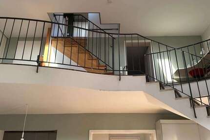 Wohnung München Neuhausen-Nymphenburg - 2 Zimmer, 110 m&sup2;, 3.300&euro; | Angebot:26311379