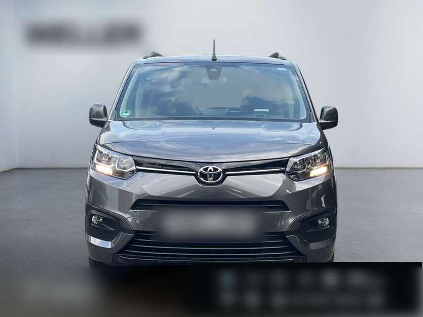 Toyota Proace City 9.070 km 28.490 € Grünwald 82031
