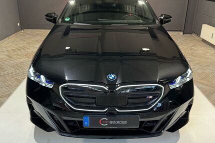 BMW i5 33.500 km 69.900 &euro; Sauerlach 82054