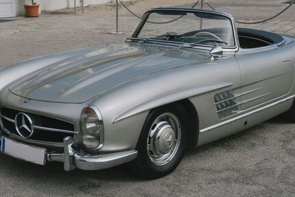 Mercedes-Benz 300 72.600 km 999.000 &euro; Grünwald 82031