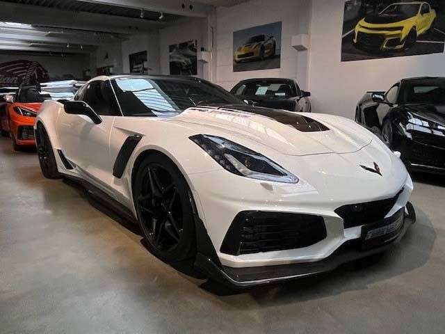 Corvette ZR1 30.900 km 197.000 &euro; München 81677