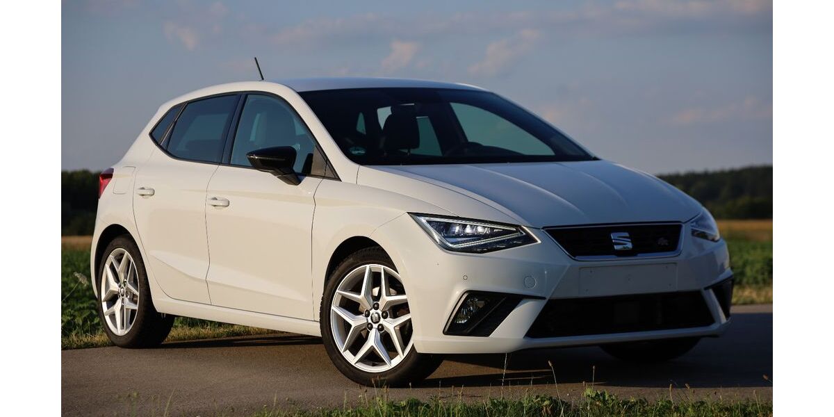 Seat Ibiza 48.000 km 13.690 &euro; München 80339