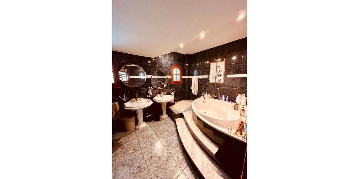Einfamilienhaus Starnberg - 8 Zimmer, 440 m&sup2;, 1.100.000&euro; | Angebot:24689662