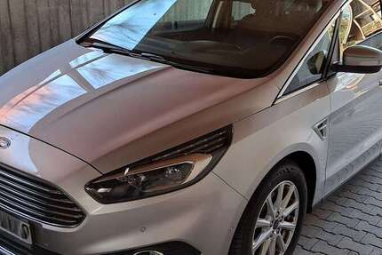 Ford S-Max 75.600 km 20.500 &euro; München 81739