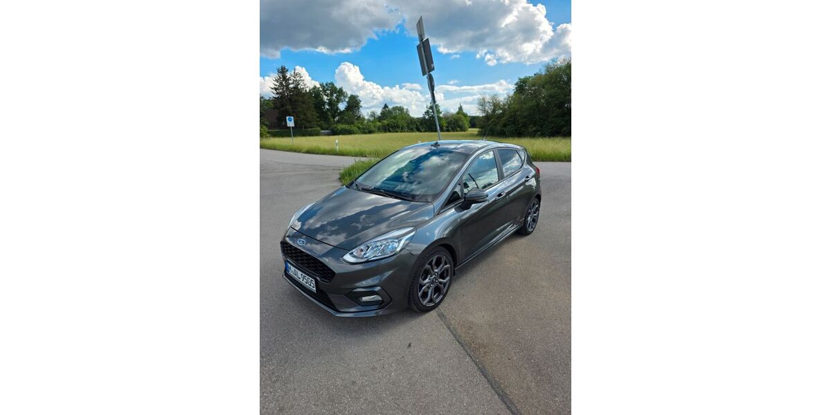 Ford Fiesta 88.000 km 8.750 &euro; München 81247
