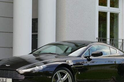 Aston Martin V8 Vantage 55.000 km 55.800 &euro; Grünwald 82031