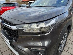 Suzuki SX4 S-Cross S-CROSS 1.5 COMF.+ALLGRIP AGS 5.228 km 29.990 &euro; Höhenkirchen-Siegertsbrun 85635