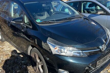 Toyota Verso 166.000 km 4.999 &euro; Kirchheim 85551