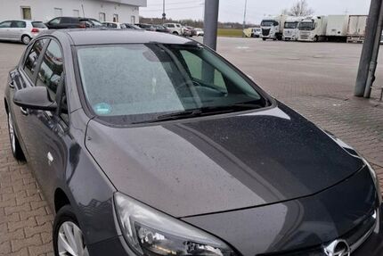 Opel Astra 147.000 km 4.350 &euro; München 81539