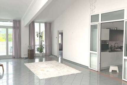 Gewerbeobjekt Holzkirchen - 2.449.000&euro; | Angebot:19075945