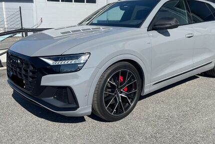 Audi Q8 11.000 km 79.950 € München 80805