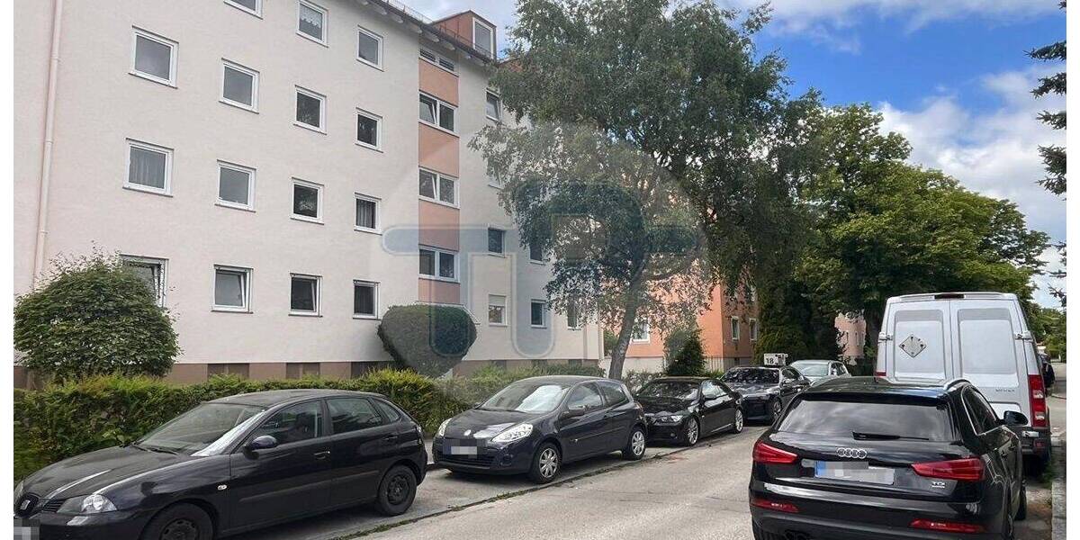 SCHÖNE 3-ZIMMER WOHNUNG MIT LOGGIA UND TAGESLICHTBAD, IN RUHIGER ZENTRALER LAGE 3 zimmer