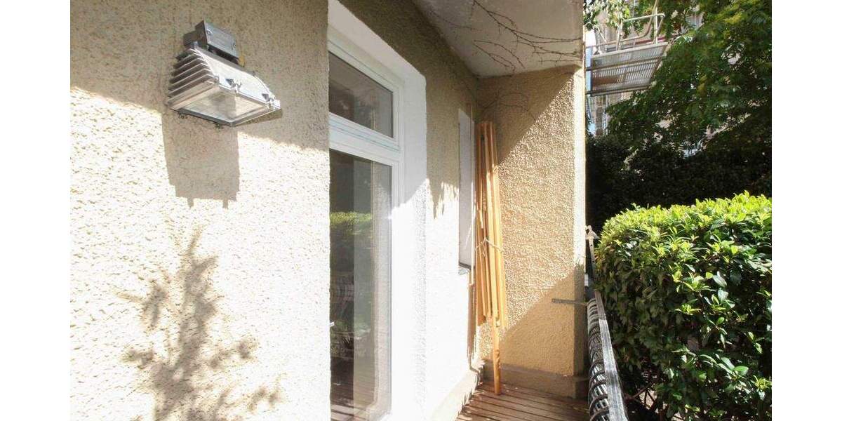 Charmante 3-Zimmer-Altbauwohnung mit Süd-Balkon in München! 3 zimmer