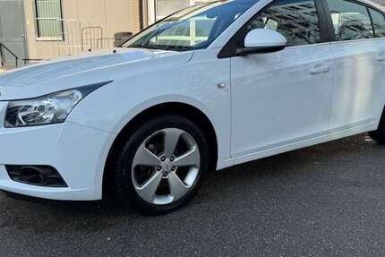 Chevrolet Cruze 69.111 km 6.750 &euro; München 80636