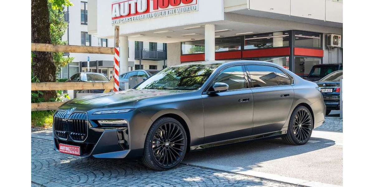 BMW 740 15.000 km 122.500 &euro; München 81375