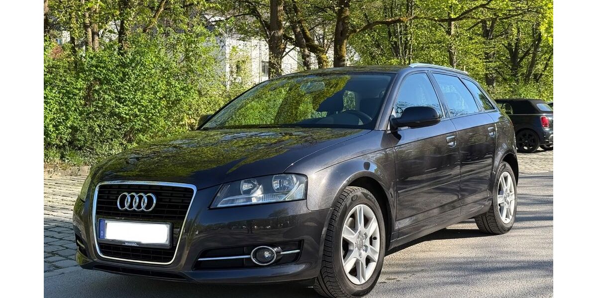 Audi A3 157.500 km 4.900 &euro; München 81671
