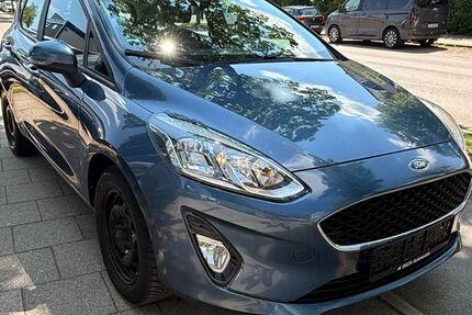 Ford Fiesta 118.900 km 7.950 &euro; München 81825