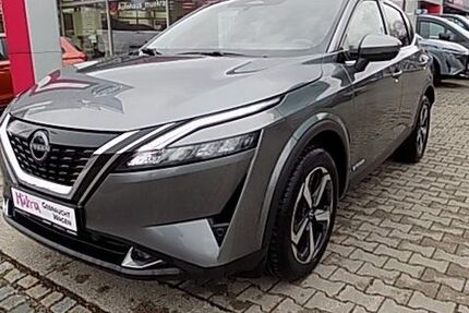 Nissan Qashqai 60.898 km 21.760 &euro; München 81677