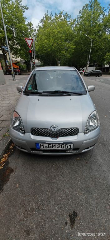 Yaris