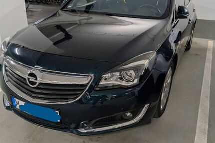 Opel Insignia 152.500 km 9.500 &euro; München 81829
