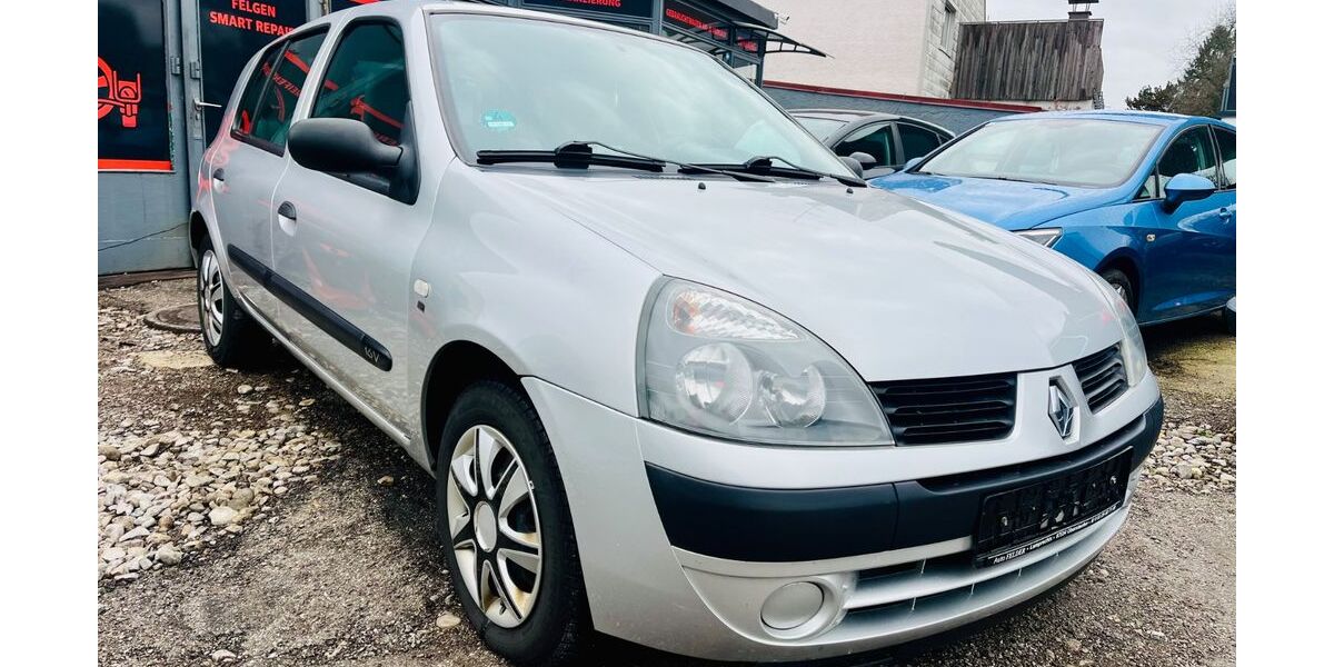 Renault Clio 113.000 km 850 &euro; München 81825