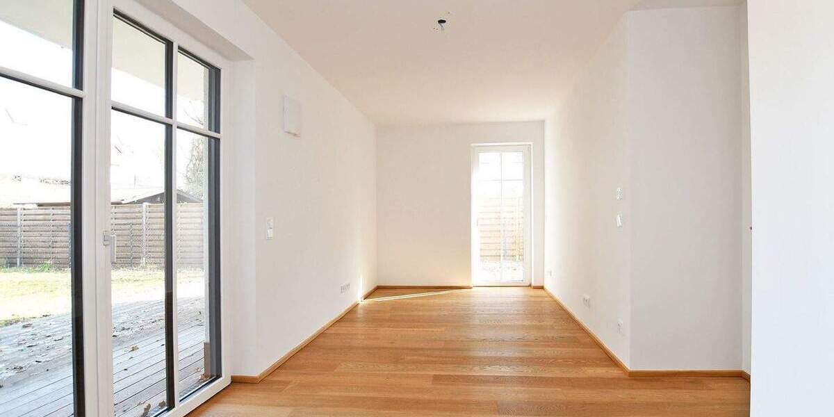 Etagenwohnung München Thalk.Obersendl.-Forsten-Fürstenr.-Solln - 3 Zimmer, 97 m&sup2;, 2.250&euro; | Angebot:25895961
