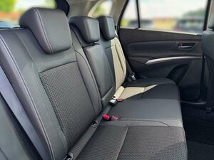 Suzuki SX4 S-Cross S-CROSS 1.5 COMFORT+ ALLGRIP AGS 4.000 km 27.990 &euro; Höhenkirchen-Siegertsbrun 85635