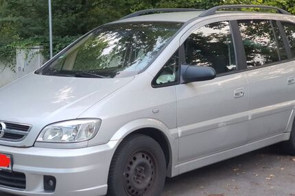 Opel Zafira 323.000 km 2.400 € München 81249