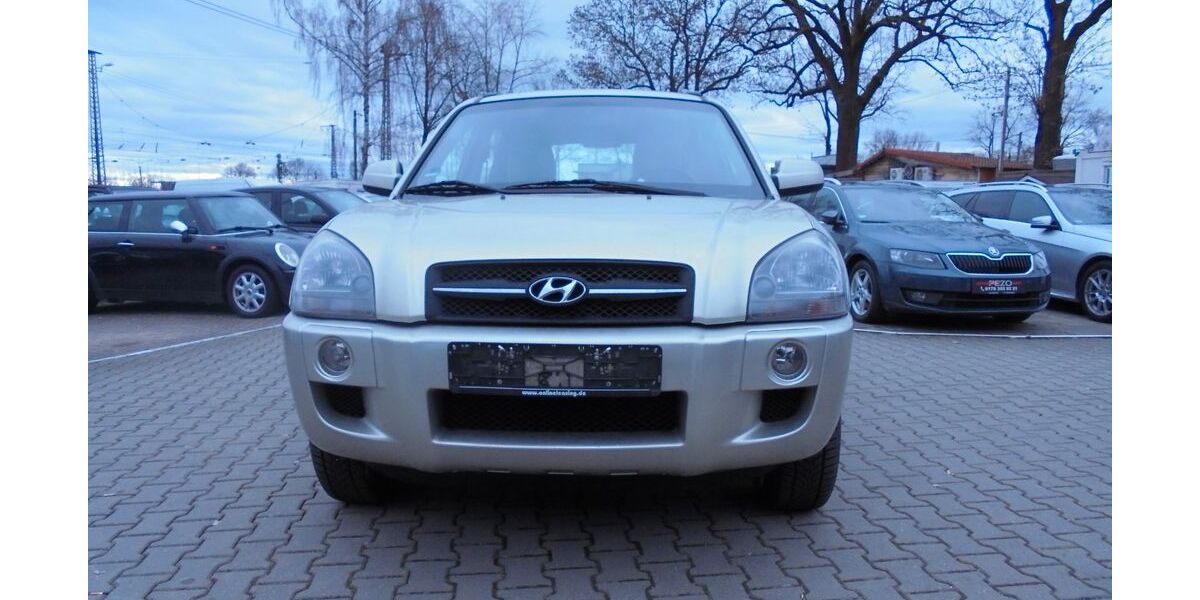Hyundai TUCSON 229.510 km 2.650 &euro; München OT Trudering-Riem 81825