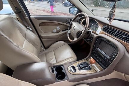 Jaguar S-Type 241.000 km 1.700 &euro; Garching bei München 85748