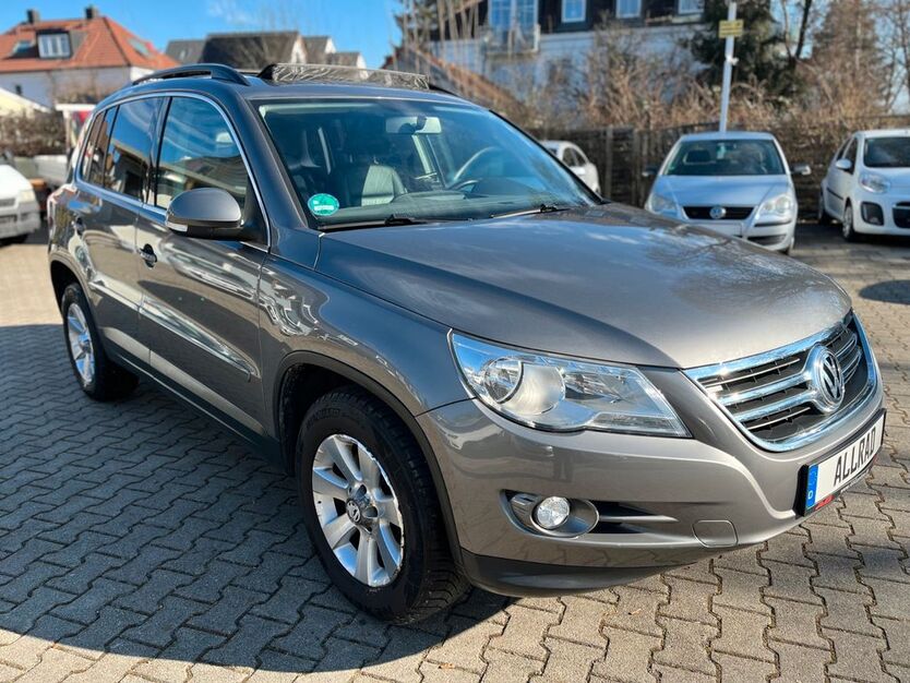 VW Tiguan 120.000 km 6.490 € München 81825