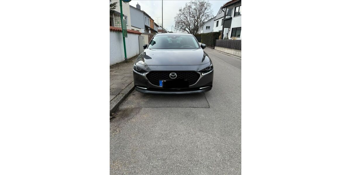 Mazda 3 95.000 km 19.200 &euro; Karlsfeld 85757