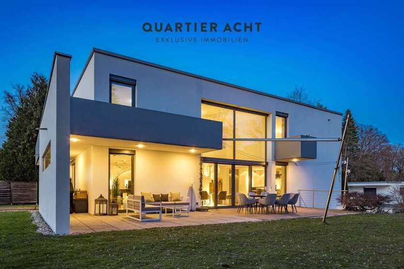 Haus zum Kaufen in Grünwald 7.590.000 € 437 m²