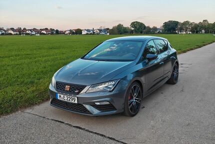 Seat Leon 81.670 km 21.900 &euro; Höhenkirchen-Siegertsbrunn 85635